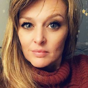 Meet your Posher, Danae